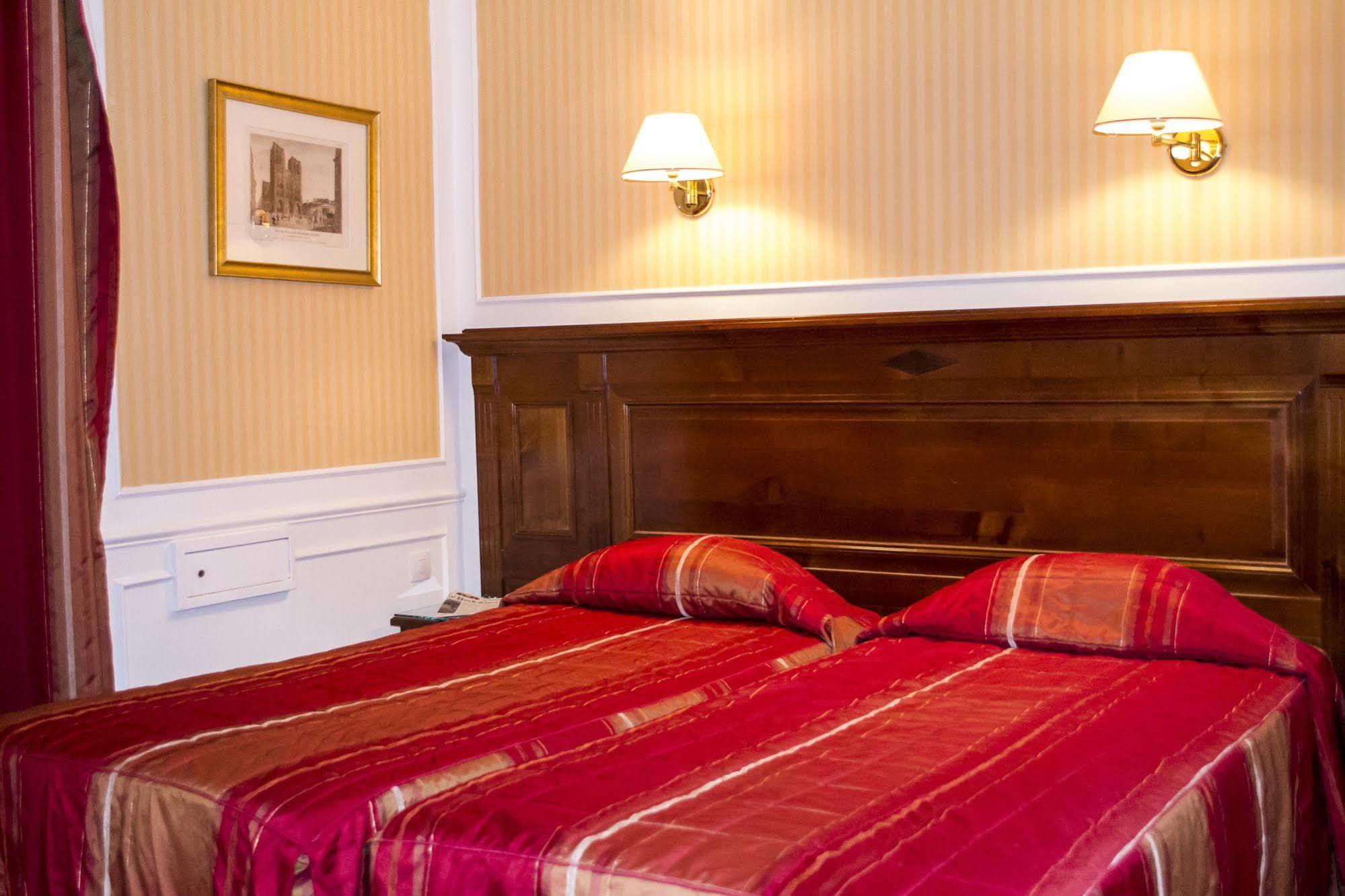 Hotel Touring Opera Paris Ngoại thất bức ảnh